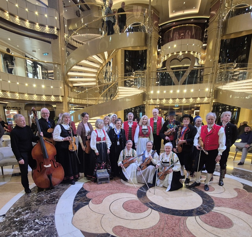 På cruise med folkemusikk